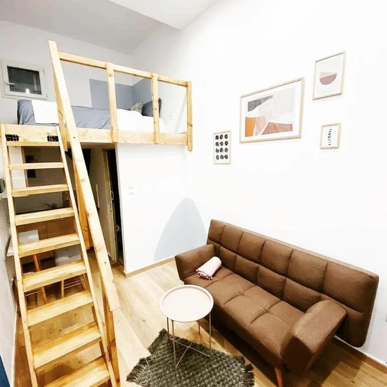 Apartamento Velestinou Private Maisonette Atenas Exterior foto