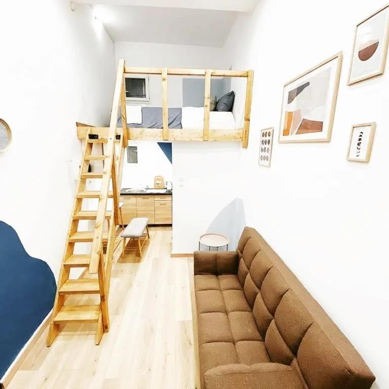 Apartamento Velestinou Private Maisonette Atenas Exterior foto