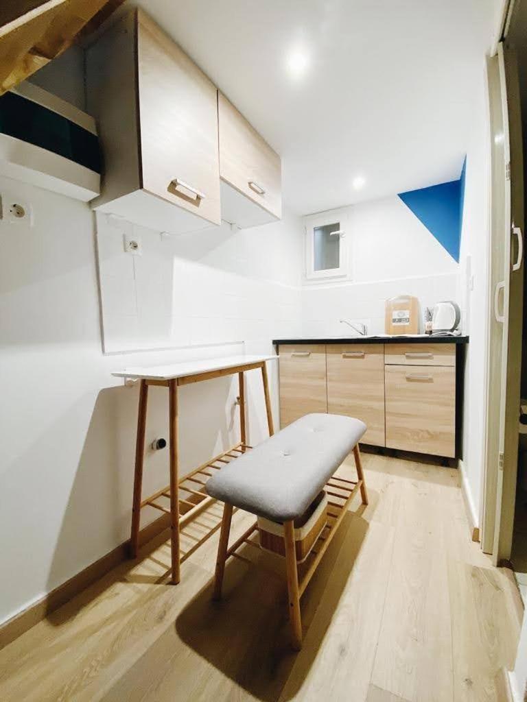 Apartamento Velestinou Private Maisonette Atenas Exterior foto